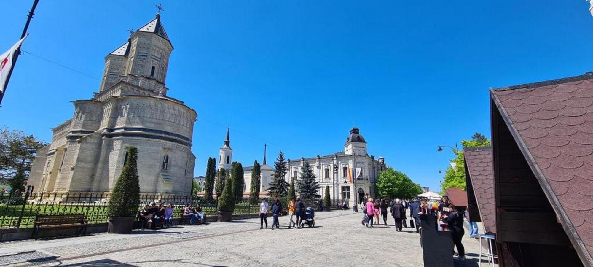 Great Exodus - Iasi City Center Exterior photo